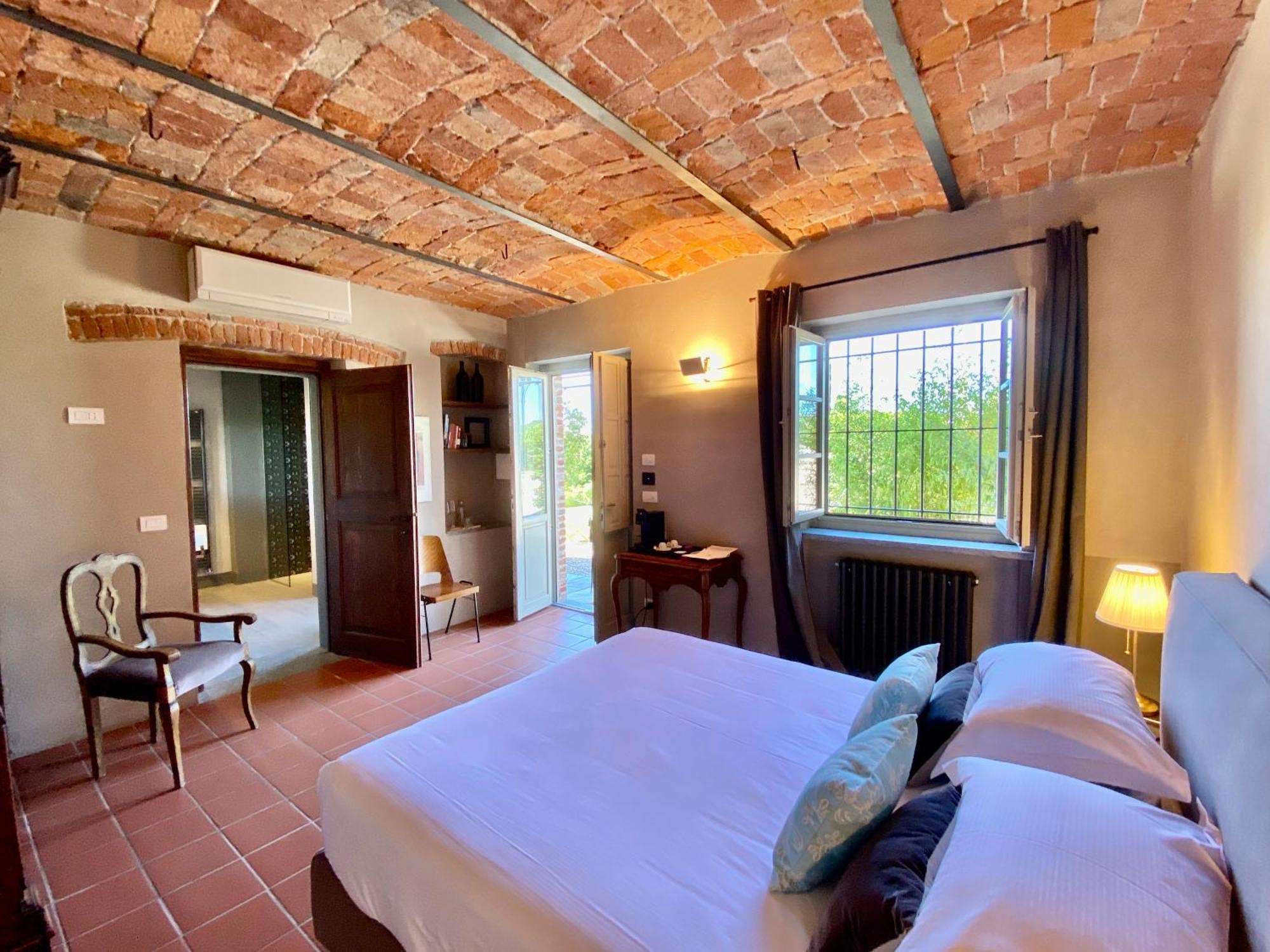 Miaclara Relais Konuk evi Alba  Dış mekan fotoğraf