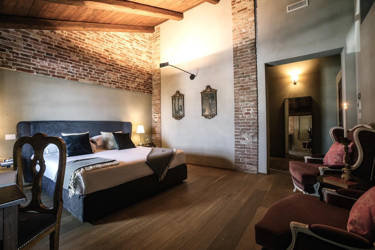 Miaclara Relais Konuk evi Alba  Dış mekan fotoğraf
